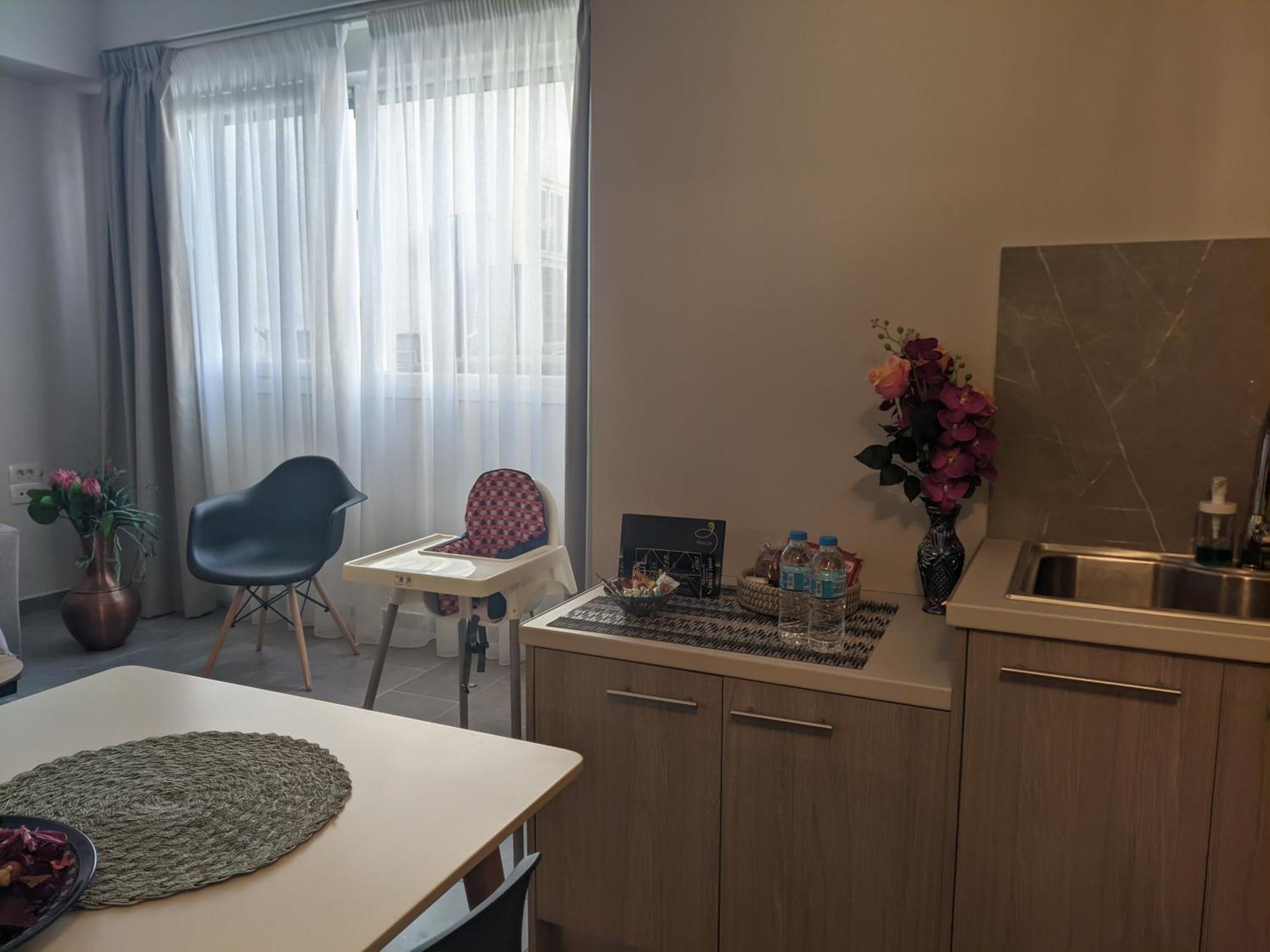 Aristo Central Apartments Янина Экстерьер фото